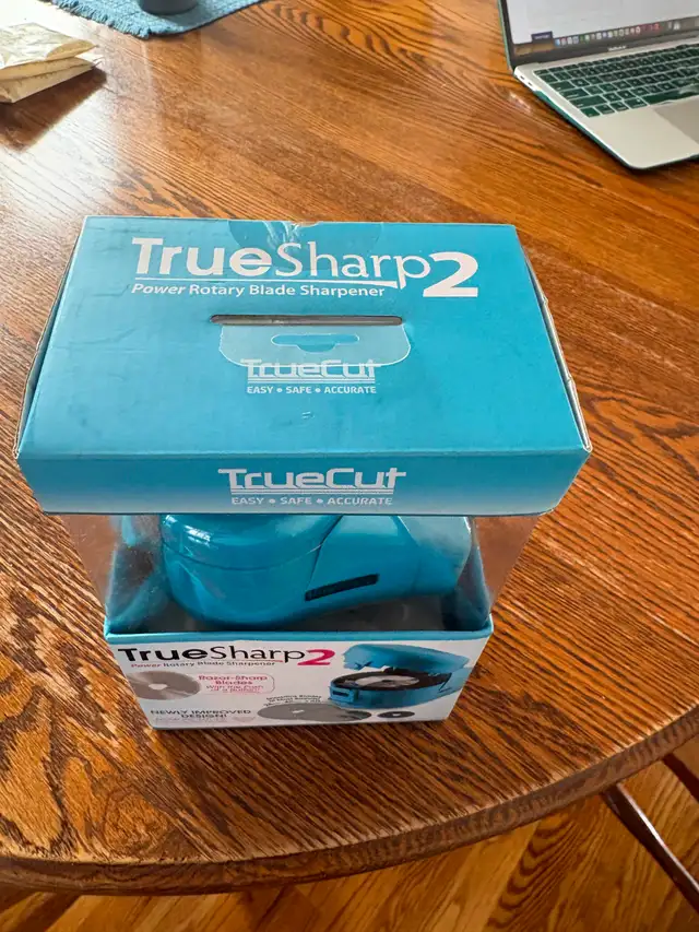 True Sharp 2, rotary tool blade  sharpener in Hand Tools in Ottawa - Image 2