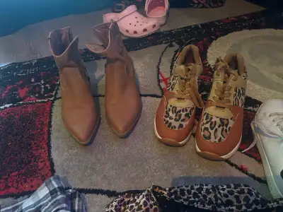 Women’s clothing and shoes, View more