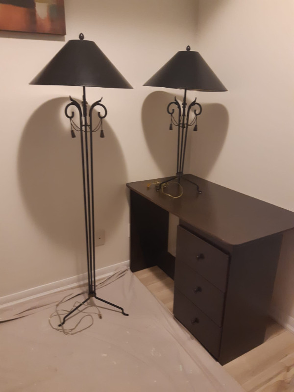 Black Floor lamp and table lamp set $60 in Indoor Lighting & Fans in Oakville / Halton Region - Image 2