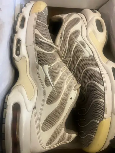 Nike Men's Air Max Plus, US Size 13, White/Metallic Silver, 8.5/, View more