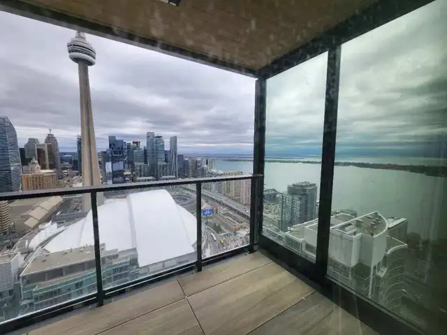 Assignment sale for DT Condo- CN tower view in Condos for Sale in City of Toronto - Image 3