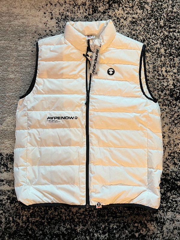 Brand New! AAPE BY A BATHING APE (BAPE) insulated Jacket Vest in Men's in City of Toronto - Image 4