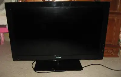 RCA 32-in LED TV w/ 3 HDMI Ports and ATSC Tuner, model RLED3216A, View more