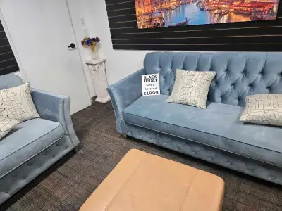 This is a classy, used sofa and loveseat set, perfect for adding a touch of elegance to any living r...