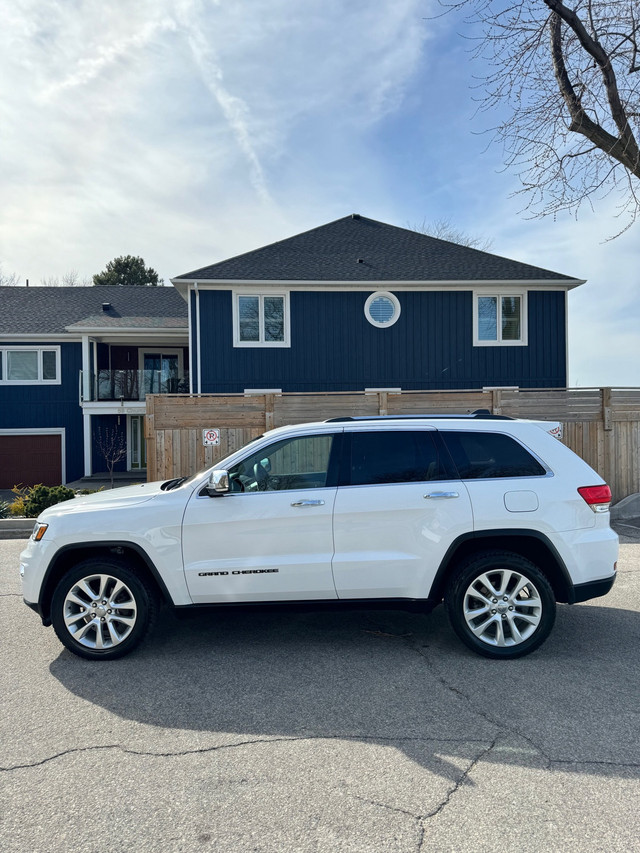 2017 Jeep Grand Cherokee Limited 4WD in Cars & Trucks in Hamilton - Image 2