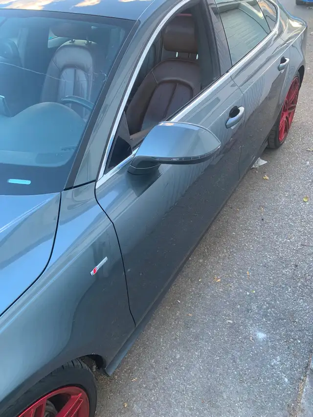 2012 AUDI A7 3.0596423598156687364