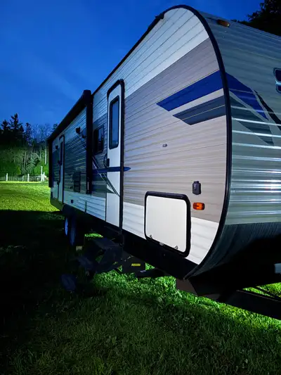 Looking to sell my well-maintained 2019 KZ Sportsmen travel trailer, perfect for family getaways! Th...