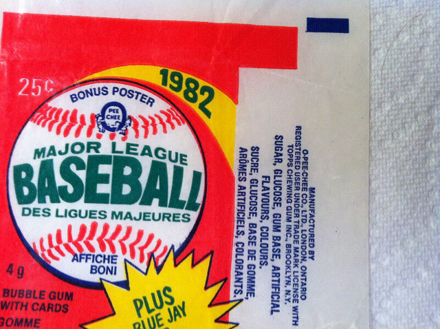 1982 O-Pee-Chee Wax Baseball Wrappers in Arts & Collectibles in City of Toronto - Image 2
