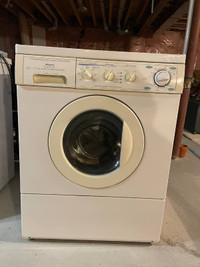 Washer and Dryer Frigidaire - Moving Sale