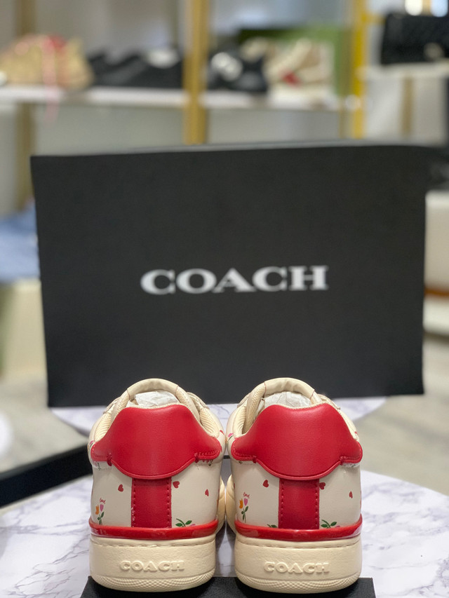 Coach shoes for women dans Femmes - Chaussures  à Ville de Montréal - Image 3