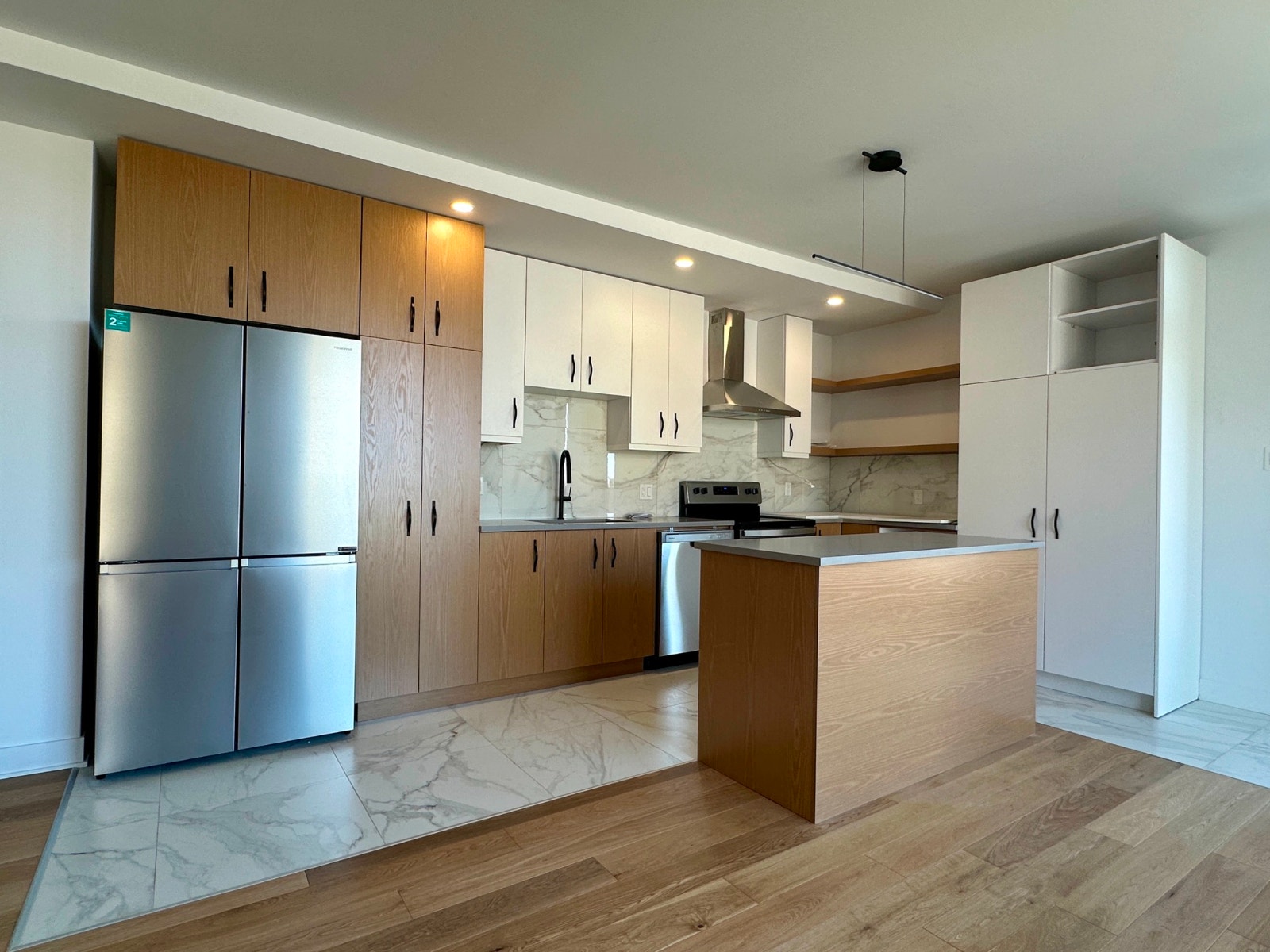 Condo 4 1/2 à louer boulevard Édouard-Montpetit — photo 3