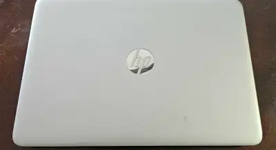 HP Laptop 840G4, View more