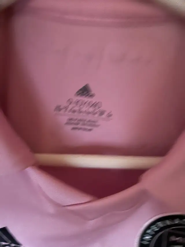 Inter Miami Soccer Jersey Kids Messi #10 in Soccer in Oshawa / Durham Region - Image 4