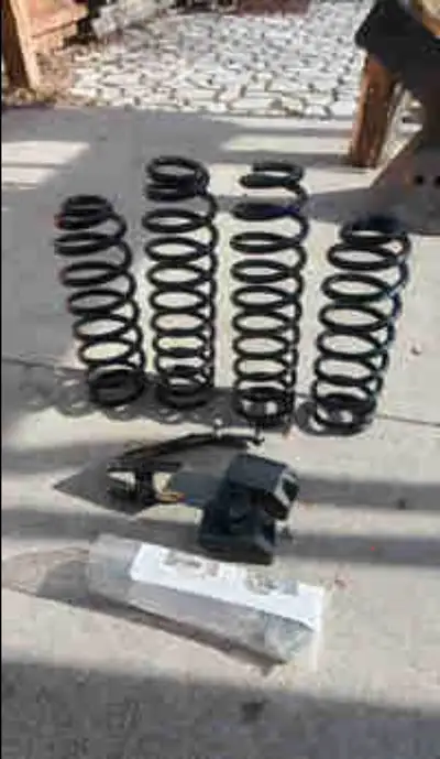 Bought the wrong lift for my wrangler. Turns out i already have the same or similar thing under it....
