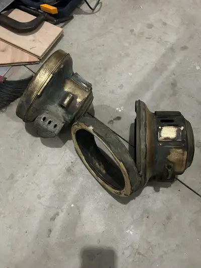 Antique -kerosene headlights 1895 to 1920s in good condition need to be polished will need minor rep...