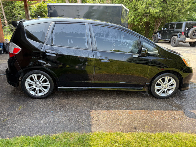 2010 Honda Fit Sport in Cars & Trucks in Oakville / Halton Region - Image 4