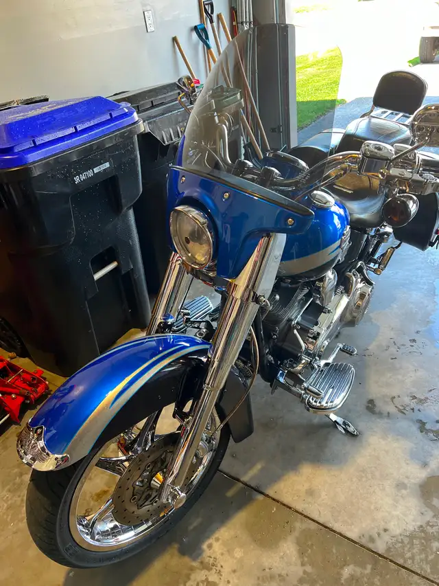 2010 CVO in Street, Cruisers & Choppers in Barrie - Image 3