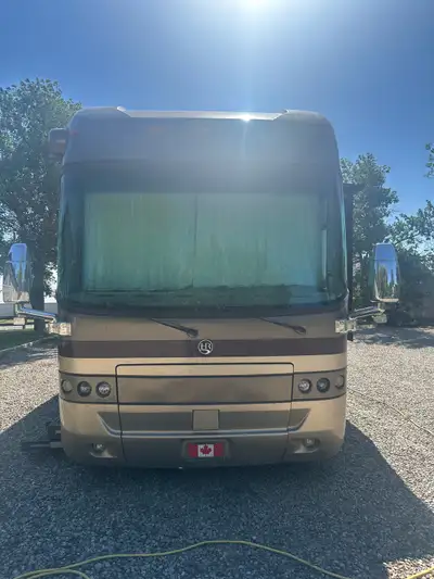 Detroit 14L engine full load coach. 39000 miles