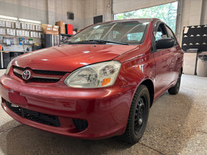 2005 Toyota Echo -