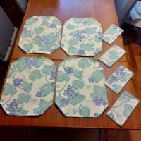 Table Place Mats and napkins