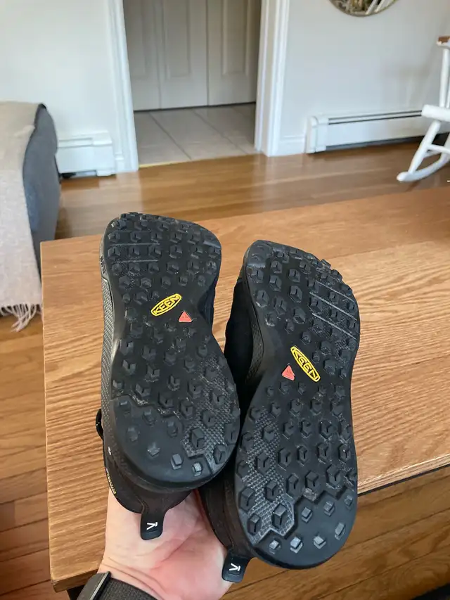 KEEN Kids Hikers in Kids & Youth in Dartmouth - Image 5