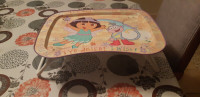 Dora folding tray