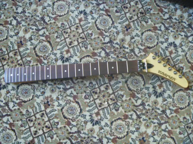 Manches Guitare Guitar necks Fender Kramer Ibanez in Guitars in Thetford Mines - Image 6