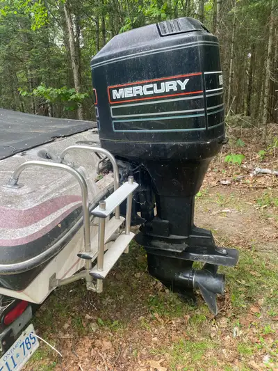 $2000 OBO 17’ fiberglass boat with a Mercury 115HP outboard motor and trailer included. Great cottag...