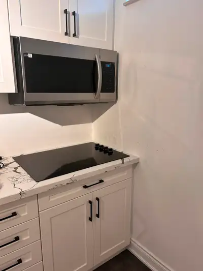 2-Bedroom Basement Apartment for Rent – Vaughan Available May 15th | $2000 + 30% Utilities| 1 Parkin...
