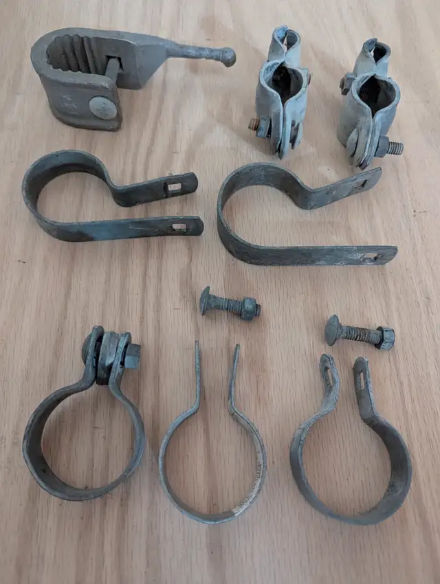 Chain Link Gate Hanging Parts in Decks & Fences in Winnipeg - Image 2