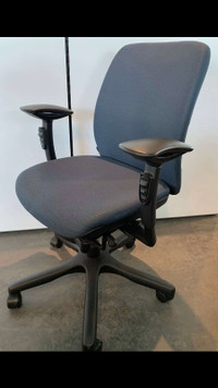 Teknion Amicus office chair