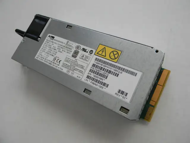 550 watt server power supply, +12V @ 45A in System Components in Winnipeg - Image 2