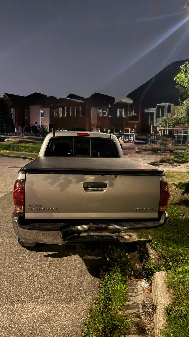 2008 Tacoma 4*4 with safety certificate  in Cars & Trucks in Mississauga / Peel Region - Image 2