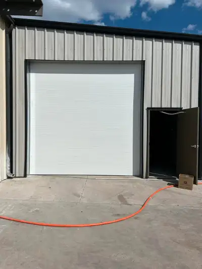 Quality residential & commercial garage doors, only well known and trusted brands, no bs. 8x7 - 9x7...
