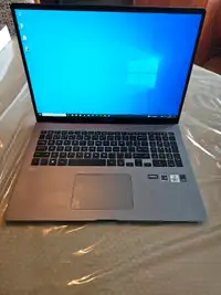 Laptop LG Gram 17po Slim --- i5-1035/16gb ram/500gb SSD