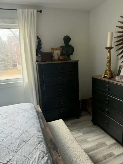Queen bedroom set , View more
