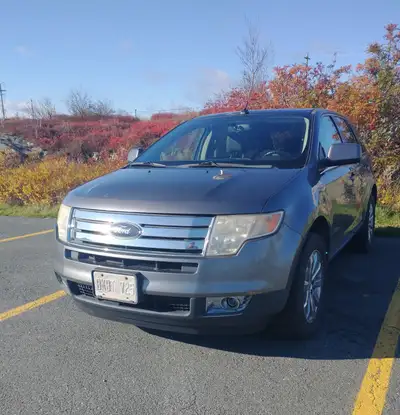 $1,950 O.N.O -All leather interior -SAT Radio/CD/USB hookup *Comes with almost new (less than 150 km...