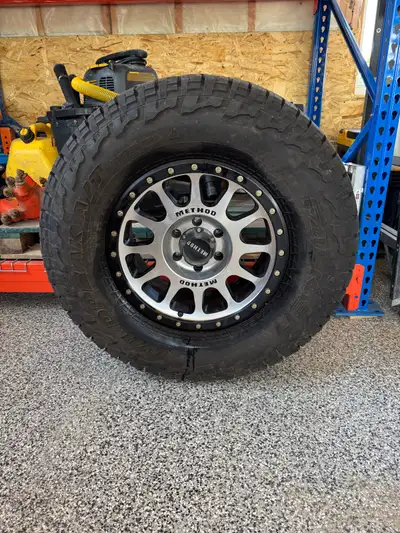 Up for grabs is a Method 6x139.7 rim and tire combo, perfect for your off-road adventures! This used...