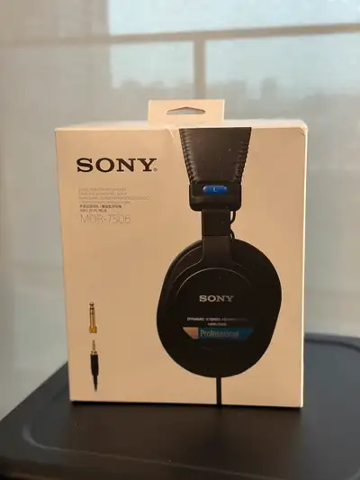 Sony MDR-7506 Studio Monitors, View more