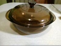 Vtg.Pyrex/vision amber casserole dish-1.5L-good cond.