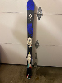 Brand New Volkl Junior Skiis with bindings
