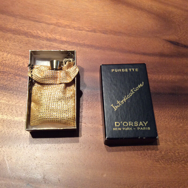 Superbe miniature de parfum Intoxication de D’Orsay. in Arts & Collectibles in City of Montréal - Image 2