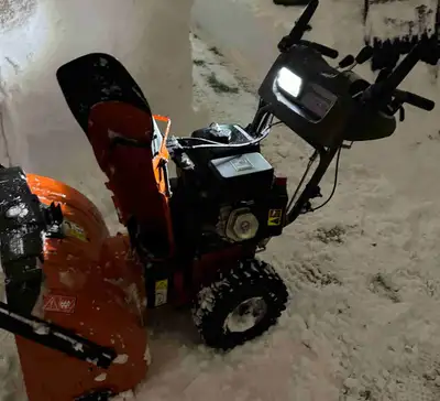 Souffleuse husqvarna ST-327 P hydrostatique , View more