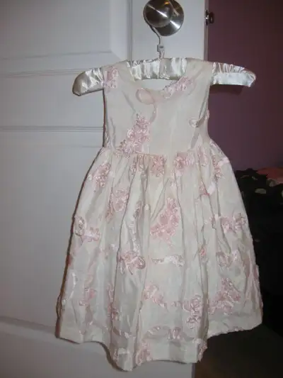 Robe chic - 18 mois, View more