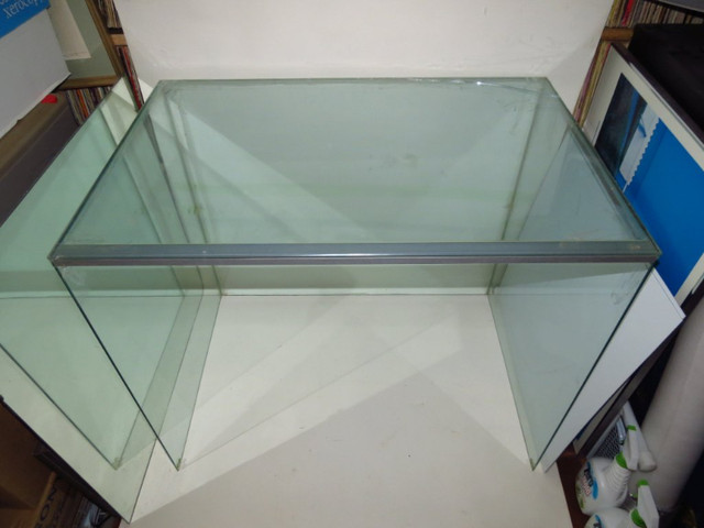 Protect/Showcase Your Items Used Glass Display 2x3x3' $33 in Hutches & Display Cabinets in St. Catharines - Image 3