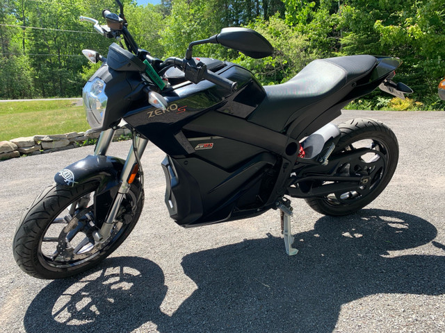 2015 Zero S ZF12.5 Electric Performance Motorcycle  in Sport Touring in Ottawa - Image 4