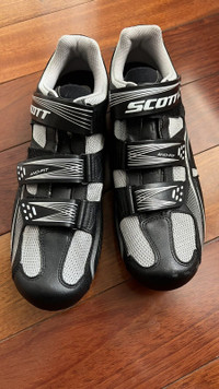 Cycling shoes