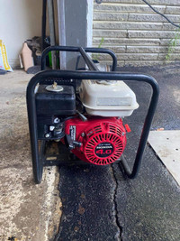 Honda WB20X Gas Powered Water Pump. In excellent condition 