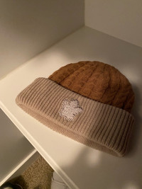 Toronto maple leafs beanie