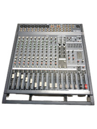 Yamaha EMX5000-12 12-Channel Powered Mixer with Effects - USED